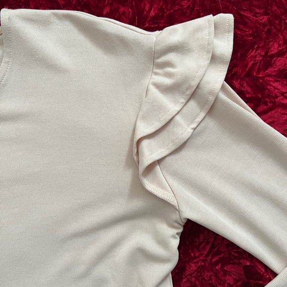 Calvin Klein Ruffle Shoulder Knit Top - Picture 9 of 16